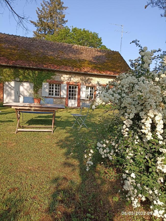 The Cosy Retreat Mornay-sur-Allier Exterior foto